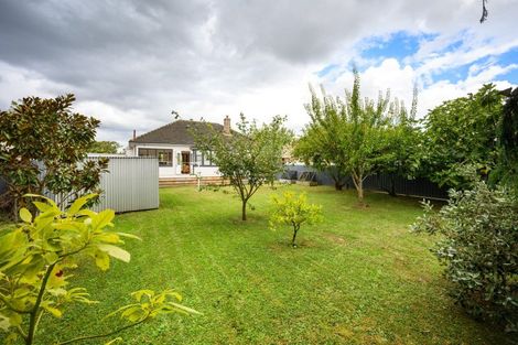 Photo of property in 97 Savage Crescent, West End, Palmerston North, 4412