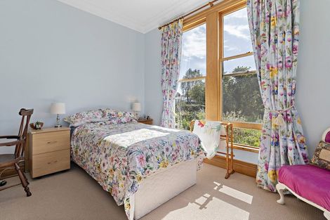 Photo of property in 27 Sackville Street, Martinborough, 5711