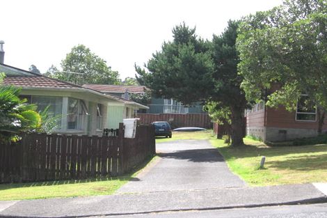 Photo of property in 1/23 Simon Ellice Drive, Bayview, Auckland, 0629