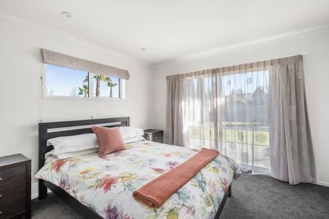 Photo of property in 3 Montgomery Crescent, Kinloch, Taupo, 3377