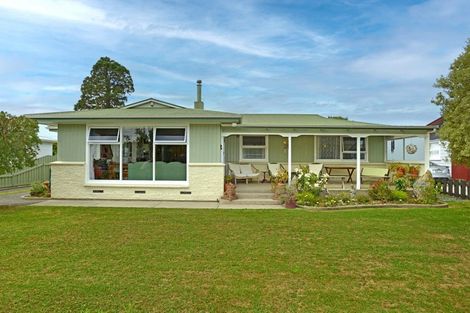 Photo of property in 5 Toru Street, Makaraka, Gisborne, 4010