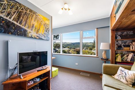 Photo of property in 150 Rawhiti Road, Pukerua Bay, 5026