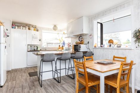 Photo of property in 403 Kea Place, Camberley, Hastings, 4120