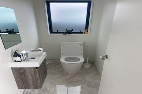 Photo of property in 49b Andrew Road, Howick, Auckland, 2010