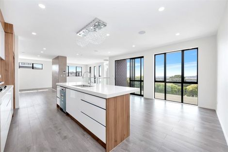Photo of property in 7 Rakiraki Place, Flat Bush, Auckland, 2019