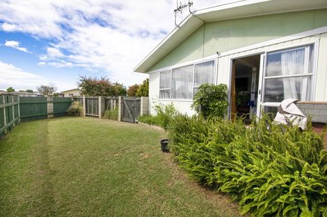 Photo of property in 41 Fife Crescent, Tamatea, Napier, 4112