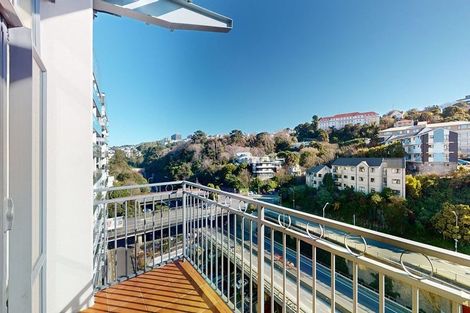 Photo of property in Atrium Towers, 9g/154 The Terrace, Wellington Central, Wellington, 6011