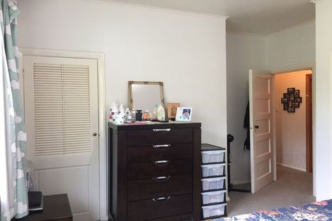 Photo of property in 81 Monorgan Road, Strathmore Park, Wellington, 6022