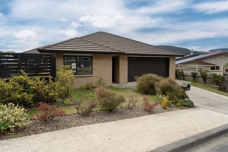 Photo of property in 36 Turriff Crescent, Kenepuru, Porirua, 5022