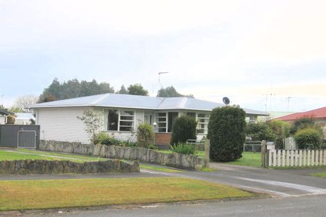 Photo of property in 15 Lugton Street, Nawton, Hamilton, 3200