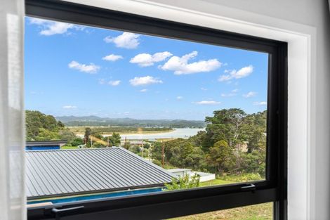 Photo of property in 11 Rihi Paea Rise, Ngunguru, 0173