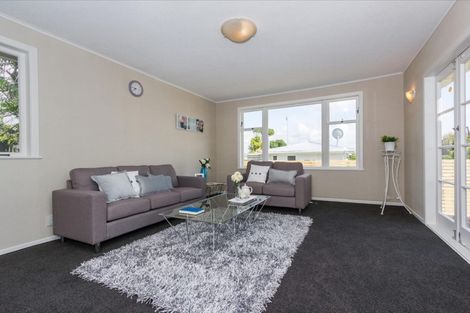 Photo of property in 27 Kimber Hall Avenue, Mount Roskill, Auckland, 1041