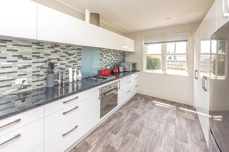 Photo of property in 1 Toi Street, Tawhero, Whanganui, 4501