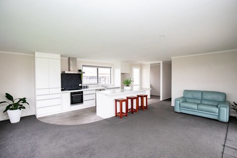 Photo of property in 31 Mahana Road, Ngatea, 3503