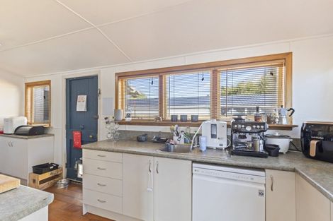 Photo of property in 15 Ngahere Street, Inglewood, 4330