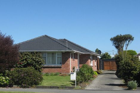 Photo of property in 25 Wilton Crescent, Bishopdale, Christchurch, 8053
