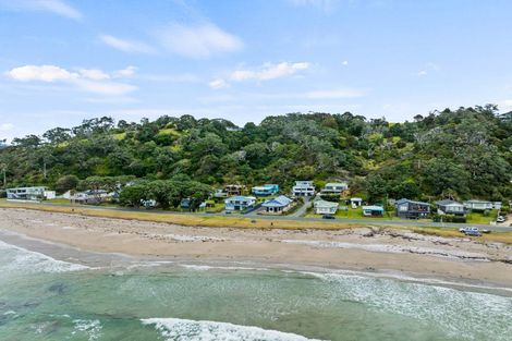 Photo of property in 191 Oakura Road, Oakura, Hikurangi, 0184