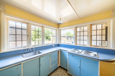 Photo of property in 29 Barton Road, Heretaunga, Upper Hutt, 5018