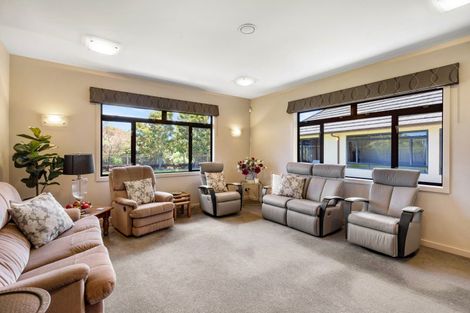 Photo of property in 58 Merlot Drive, Greenmeadows, Napier, 4112