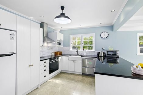 Photo of property in 9 Kukupa Grove, Heretaunga, Upper Hutt, 5018