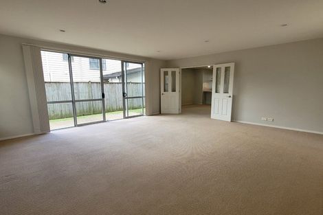 Photo of property in 35 Magma Crescent, Stonefields, Auckland, 1072