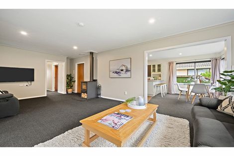 Photo of property in 9 Leacroft Street, Bishopdale, Christchurch, 8053