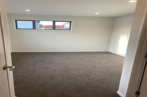 Photo of property in 8 O'halloran Road, Howick, Auckland, 2014