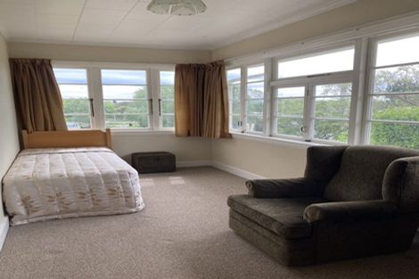 Photo of property in 120 Centaurus Road, Huntsbury, Christchurch, 8022