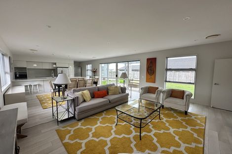 Photo of property in 20 Lydiard Place, Beachlands, Auckland, 2018