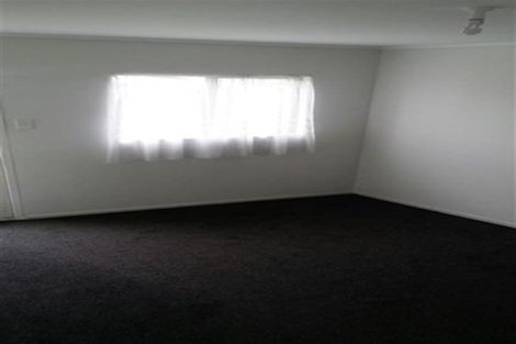 Photo of property in 32 Brentford Place, Manurewa, Auckland, 2102