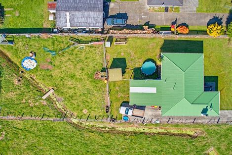 Photo of property in 22 Carlson Street, Dannevirke, 4930