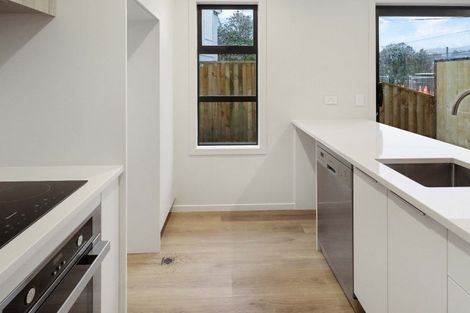 Photo of property in 1/92 Oxford Terrace, Epuni, Lower Hutt, 5011