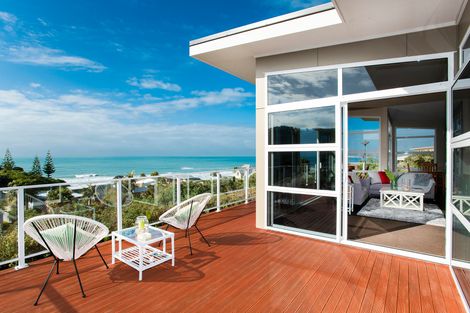 Photo of property in 30 Sirrah Street, Okitu, Gisborne, 4010