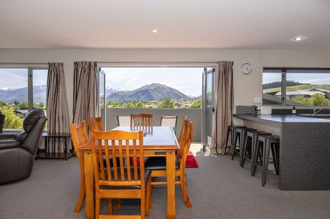 Photo of property in 99 Kings Drive, Wanaka, 9305