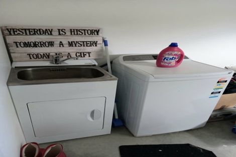 Photo of property in 15a Tuki Street, Titahi Bay, Porirua, 5022