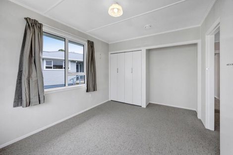 Photo of property in 4 Regan Street, Stratford, 4332