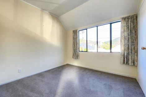 Photo of property in 6 Eagle Street, Karori, Wellington, 6012
