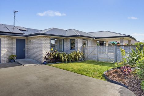 Photo of property in 56 Waterstone Avenue, Paraparaumu, 5032