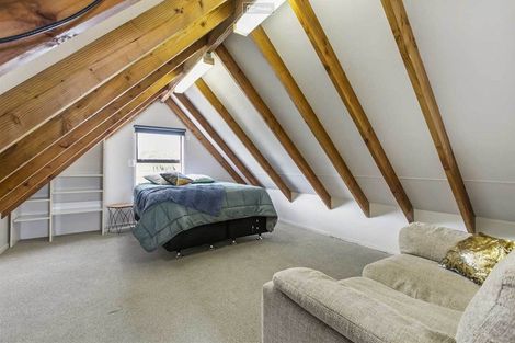 Photo of property in 158 Luckens Road, West Harbour, Auckland, 0618