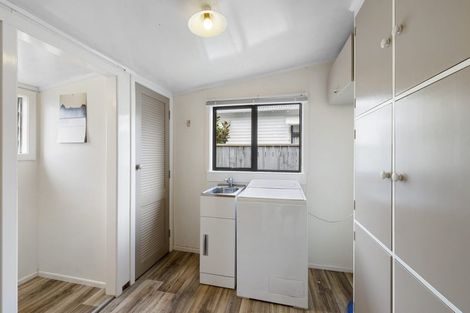 Photo of property in 11 French Street, Moturoa, New Plymouth, 4310