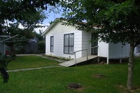 Photo of property in 14 Dellys Grove, Levin, 5510