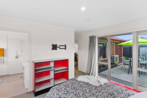 Photo of property in 4/7 Wineberry Avenue, Amberley, 7410