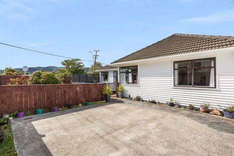 Photo of property in 188 Wellington Road, Wainuiomata, Lower Hutt, 5014