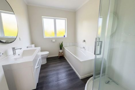 Photo of property in 34 Trelawny Terrace, Grenada Village, Wellington, 6037