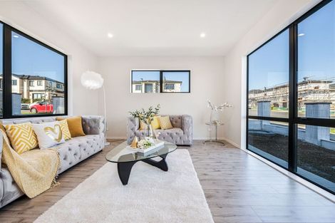 Photo of property in 26 Tir Conaill Avenue, Flat Bush, Auckland, 2019