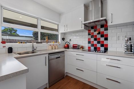 Photo of property in 12 Knox Place, Greerton, Tauranga, 3112