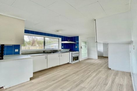 Photo of property in 11 Ulay Place, Clover Park, Auckland, 2019