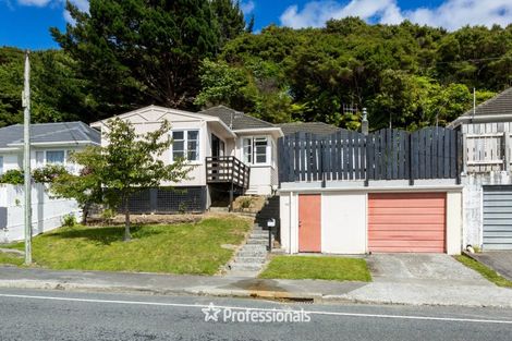 Photo of property in 161 Wellington Road, Wainuiomata, Lower Hutt, 5014