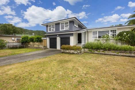 Photo of property in 3 Akron Grove, Totara Park, Upper Hutt, 5018