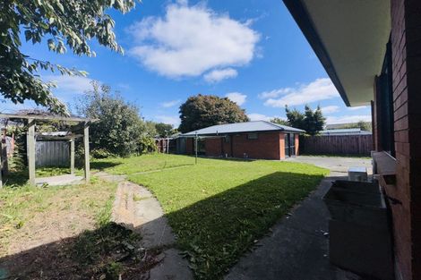 Photo of property in 17 Nortons Road, Avonhead, Christchurch, 8042